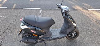 Piaggio - Moto en perfecto estado