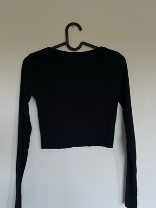 Top corto maniche lunghe Bershka