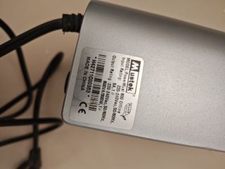 UPS Mustek 600VA 300w offline