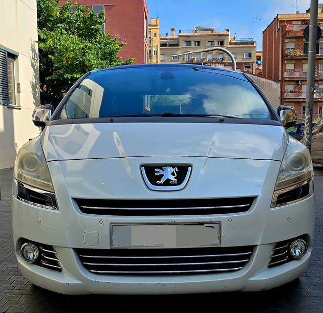 Peugeot 5008 2010
