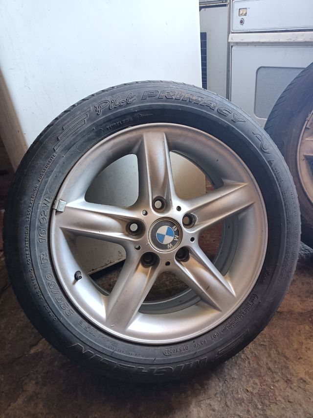 4 Llantas BMW + Neumáticos
