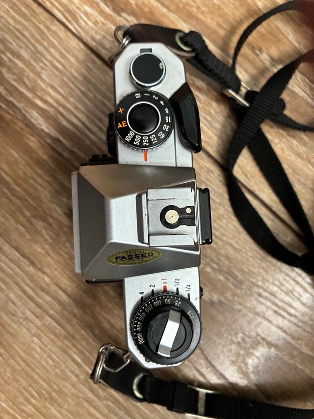 LOTE YASHICA FX-DQuartz+ Objetivo + Flash