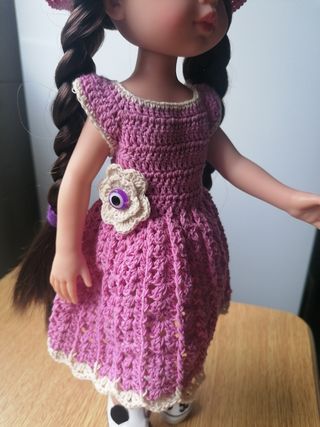 Vestido y sombrero para muñeca Paola Reina 32cm