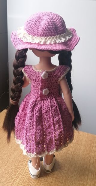Vestido y sombrero para muñeca Paola Reina 32cm