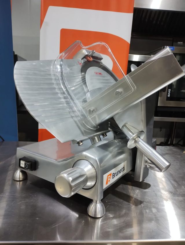 Cortadora Fiambre CF300B - Cuchilla 30cm