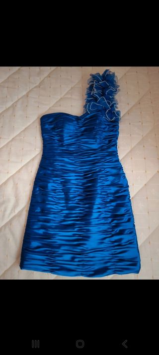 Vestido azul drapeado invitada fiesta