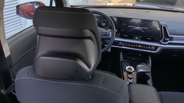 Kia Sportage 1.6 T-GDI HEV DRIVE AUTO 230 5P