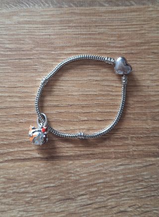 Pulsera estilo Pandora + charm Disney