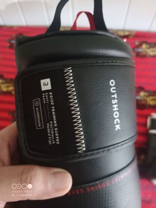 Guantes boxeo Leone y Outshock Advance de 10oz.