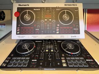 Numark MixTrack Pro FX - Controladora DJ
