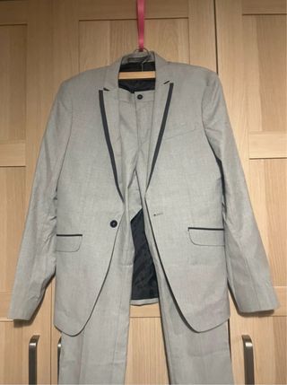 Traje gris - Negro