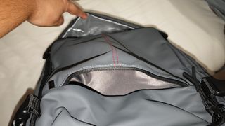 Mochila tipo Airback con compresion al vacio