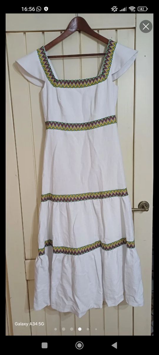 Vestido Meryfor blanco 2025