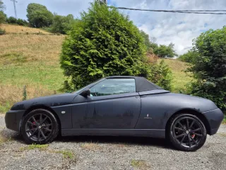 Alfa Romeo Spider 2004