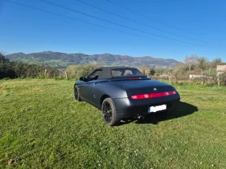 Alfa Romeo Spider 2004