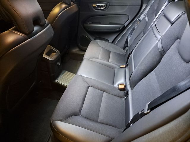 Volvo XC60 2.0 T8 Bussines Plus 390 AWD