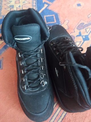 Botas Skechers negras talla 39