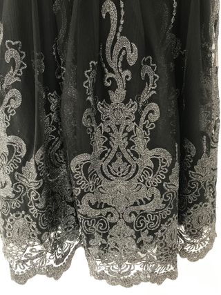 Vestido Chi-Chi London negro y plata