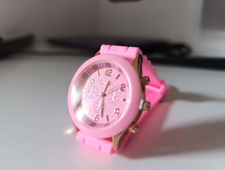 Reloj Geneva rosa- Femenino y elegante (OFERTA)