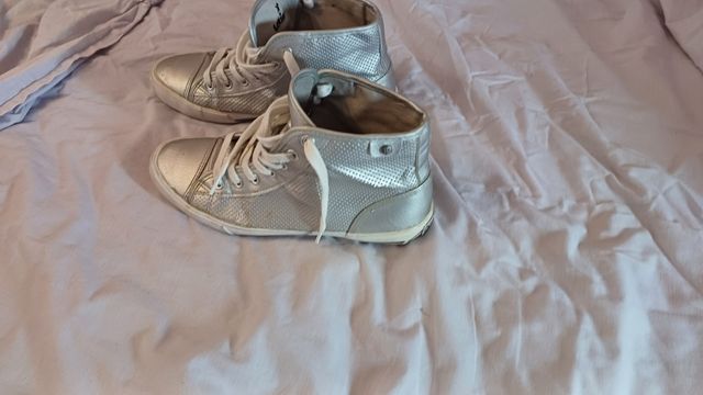Zapatillas altas plateadas