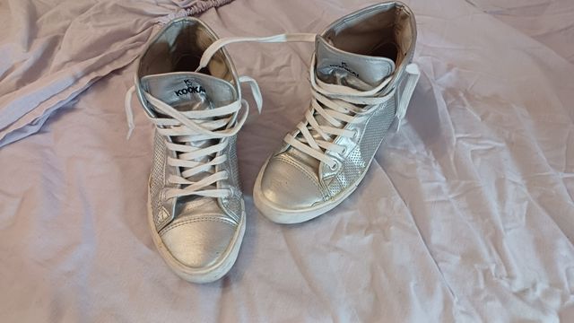 Zapatillas altas plateadas