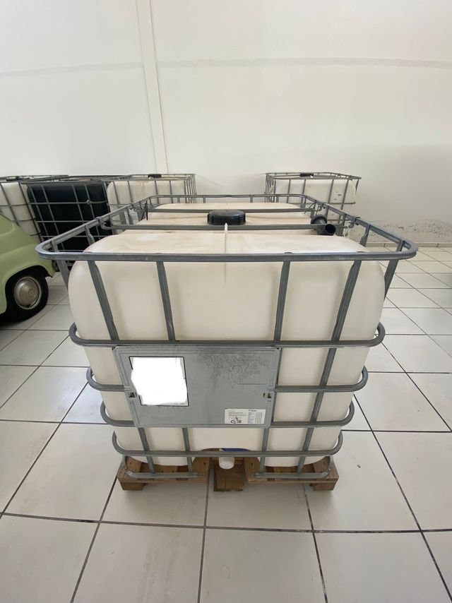 DEPOSITOS 1000 LITROS