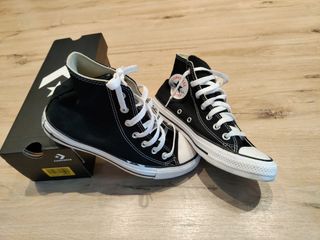 Converse negras altas