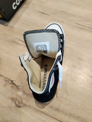 Converse negras altas