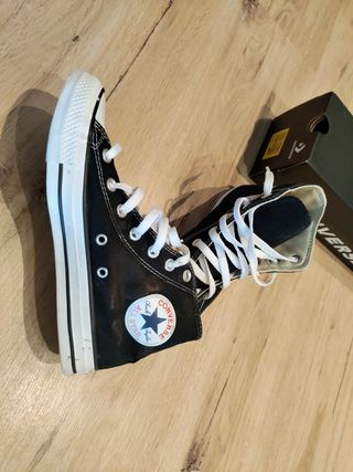 Converse negras altas
