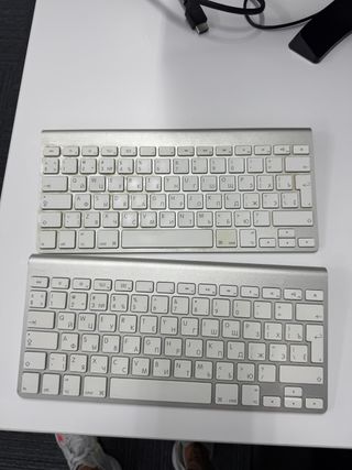 3 Teclados Apple ingles y ruso