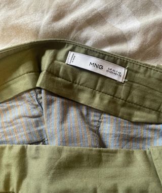 Bermudas color verde oliva