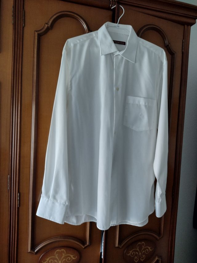 Camisa blanca manga larga caballero