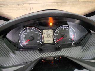 SUZUKI BURGMAN 400 - 15000km