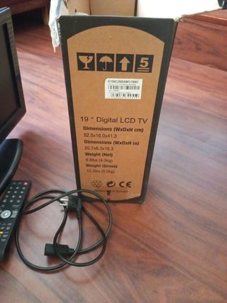 TV LCD AOC 19" - HD Ready