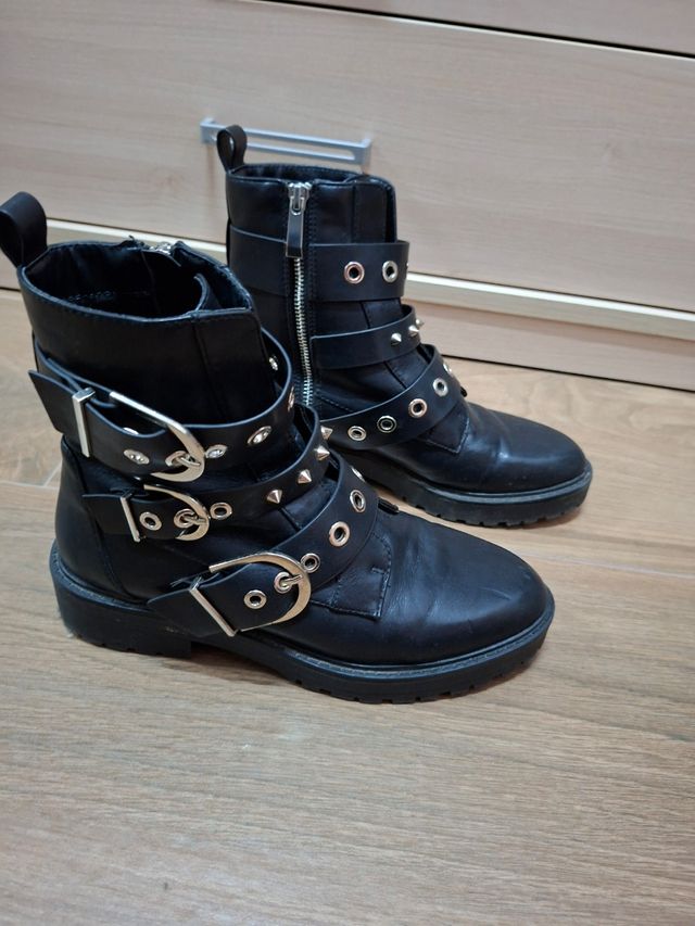 Botas Stardivarius negras