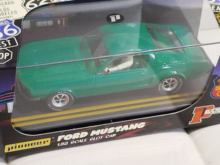 Ford Mustang GT390 'Route 66' 1:32 Pioneer 1 de 18