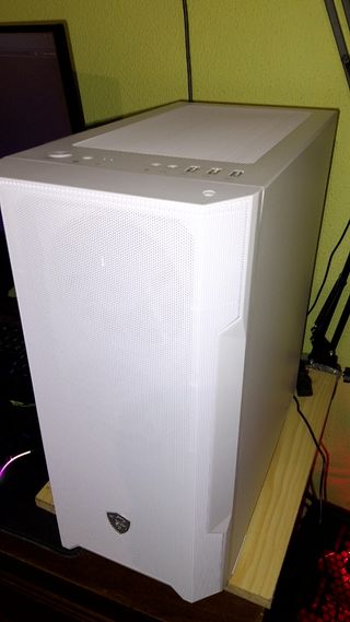 PC Blanco MSI RX 5700XT 8gb. Gaming ordenador.