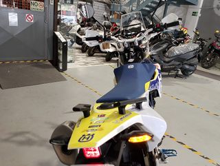 Husqvarna 701 Enduro - Rade Garage
