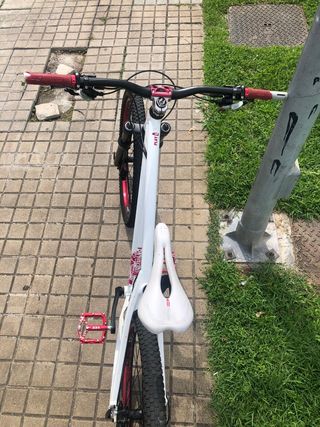 Bicicleta Mondraker Play 3