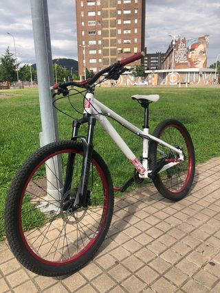 Bicicleta Mondraker Play 3