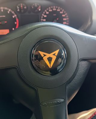 Pegatina emblema volante CUPRA Seat León mk1