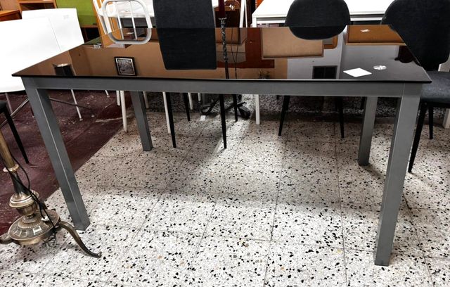 Mesa comedor negra - cristal y metal