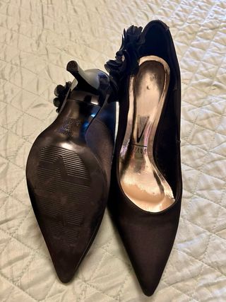 Tacones negros Vizzano elegantes