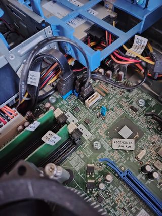 Dell Optiplex 7010 Desktop PC