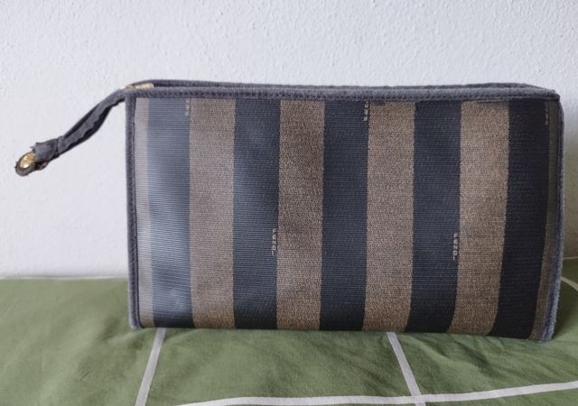 Pochette Fendi vintage nera e marrone
