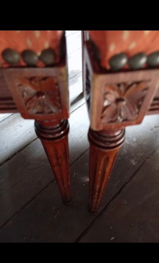 2 sillas madera estilo antiguo
