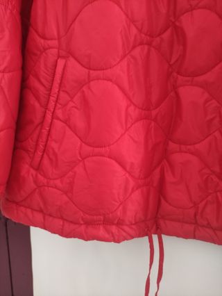 Chaqueta acolchada Zara roja