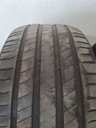 Michelin Latitude Sport 3 - 275/40R20