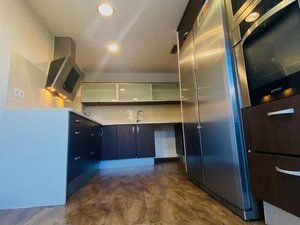 Es lloga habitació a Cassà de la Selva - gossos sí