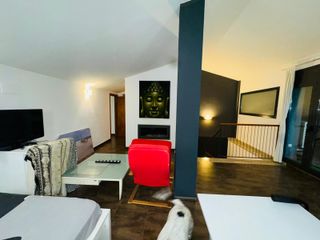 Es lloga habitació a Cassà de la Selva - gossos sí